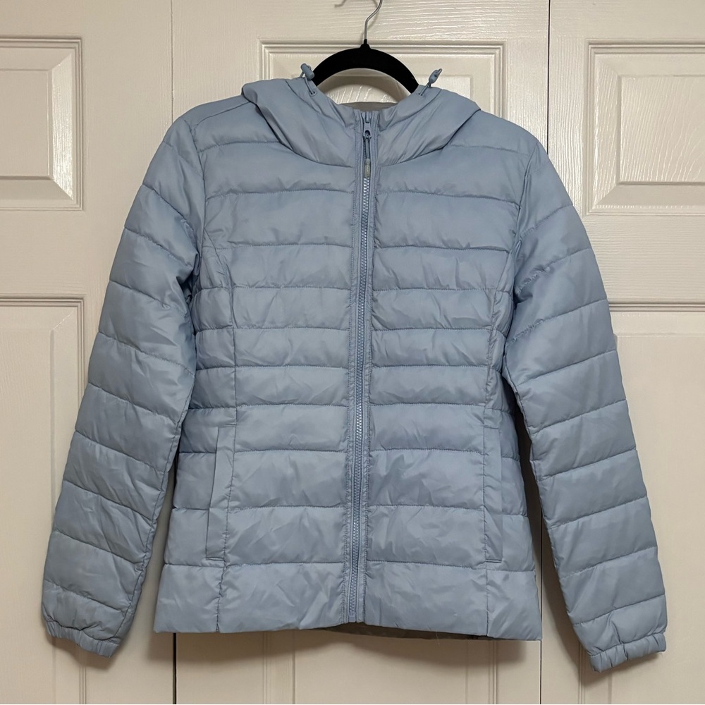 Only Women’s Sky Blue Zip Up Puffer Jacket Size Medium